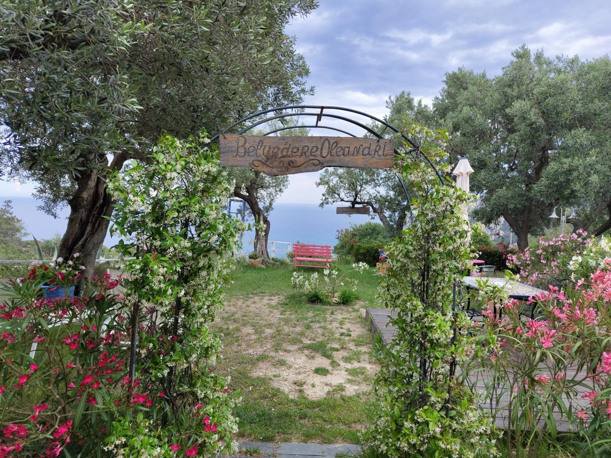 Villa Pierina Finale Ligure Eksteriør billede